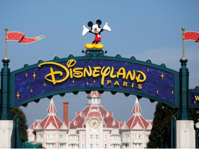 Which Taxi Service Is The Best When Travelling From Paris Airport To Disneyland: Answered!