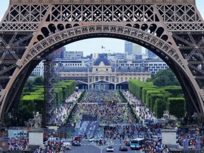 Explore Paris With Paris Eagle’s Private Cab Services